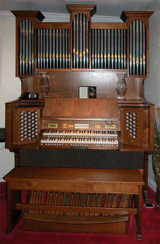 Early Musical Instruments, Johannus Rembrandt 2900 organ with SP2 speaker system